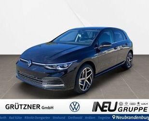 VW Volkswagen Golf VIII 1.5 eTSI DSG Golf Style 1,5 e Gebrauchtwagen