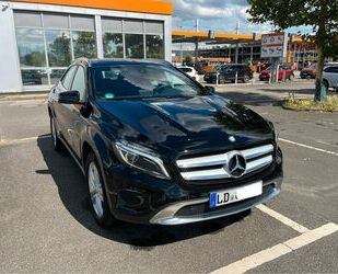 Mercedes-Benz Mercedes-Benz GLA 180 + GRATIS Winterreifenset mit Gebrauchtwagen