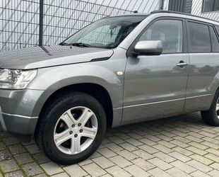 Suzuki Suzuki Grand Vitara 2.0 4X4 AUTOMATIK,TÜV,AHK,NAVI Gebrauchtwagen