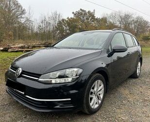 VW Volkswagen Golf 2.0 TDI SCR DSG Variant,SHZ,Navi,P Gebrauchtwagen