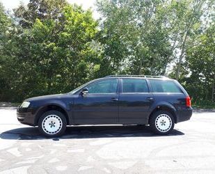 VW Volkswagen Passat Variant 1.9TDI 85kW Highline Var Gebrauchtwagen