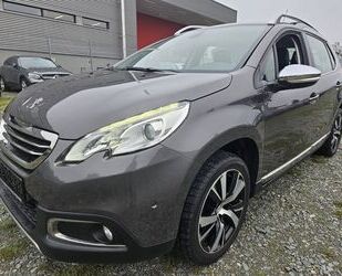 Peugeot Peugeot 2008 ALLURE 1,2 12V PURE TECH * NAVIGATI Gebrauchtwagen