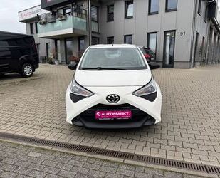 Toyota Toyota Aygo AYGO x 1.0 72PS Allwetter, Klima Gebrauchtwagen