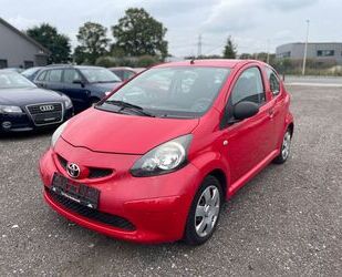 Toyota Toyota Aygo AYGO Basis TÜV NEU/USB/SERVOLENKUNG/AU Gebrauchtwagen