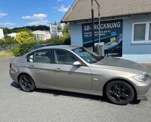 BMW BMW 320i - Gebrauchtwagen