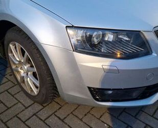 Skoda Skoda Octavia 2.0 TDI DSG Ambition Combi Ambition Gebrauchtwagen