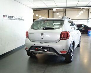 Dacia Dacia Sandero TCe 90 Stepway Celebration Navi PDC Gebrauchtwagen