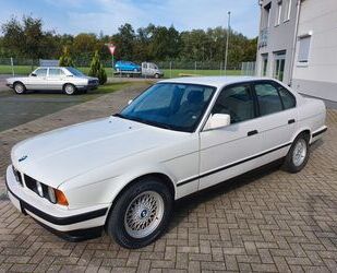 BMW BMW 535i; aus 1. Hand; Scheckheft; Insp.+Tüv+H neu Gebrauchtwagen