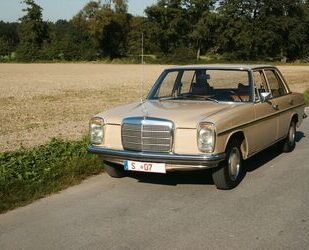 Mercedes-Benz Mercedes-Benz 220D/8 W115 