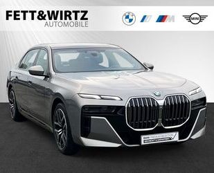 BMW BMW 740d xDrive M Sport|SkyLounge|Bowers&Wilkins Gebrauchtwagen