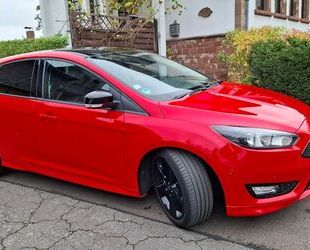 Ford Ford Focus 1,5 EcoBoost 182PS Sport Limousine 5 Gebrauchtwagen