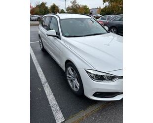 BMW BMW 320d xDrive Touring Advantage Advantage Gebrauchtwagen