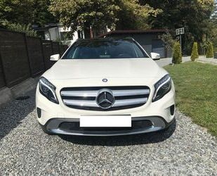 Mercedes-Benz Mercedes-Benz GLA 200 CDI 4MATIC Urban /Panorama/V Gebrauchtwagen