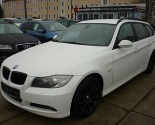 BMW BMW 320i touring XENON! PDC! Tempomat! Sitzheizung Gebrauchtwagen