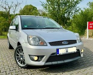 Ford Ford Fiesta 1,4 16V Silver Magic Silver Magic Gebrauchtwagen