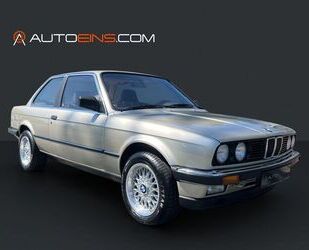 BMW BMW E30 320i Automatik Coupe*Schiebedach* Gebrauchtwagen