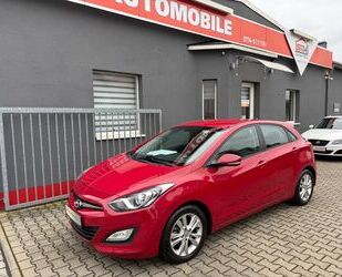 Hyundai Hyundai i30 Trend 1.4 CRDi, Teilleder, Sitzheizung Gebrauchtwagen