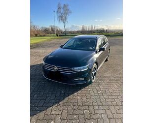 VW Volkswagen Passat Variant 2.0 TDI SCR DSG Business Gebrauchtwagen