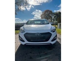 Hyundai Hyundai i30 1.4 Schrägheck Gebrauchtwagen