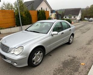 Mercedes-Benz Mercedes-Benz C 180 KOMPRESSOR CLASSIC*Automatik*T Gebrauchtwagen