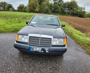 Mercedes-Benz Mercedes-Benz 200 E Oldtimer Oldtimer