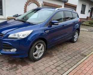 Ford Ford Kuga 2,0 TDCi 4x4 132kW Individual PowerShif. Gebrauchtwagen