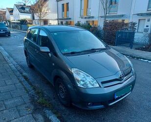 Toyota Toyota Corolla Verso 1.8L 7-Sitzer Gebrauchtwagen