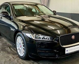 Jaguar Jaguar XE Schiebedach, Navi, Leder, Xenon,Automati Gebrauchtwagen