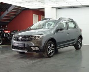 Dacia Dacia Sandero TCe 90 Stepway Celebration Navi Kame Gebrauchtwagen