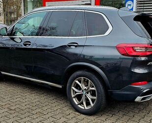 BMW BMW X5 xDrive 30 d xLine Voll Pano He-Up Laser 36 Gebrauchtwagen