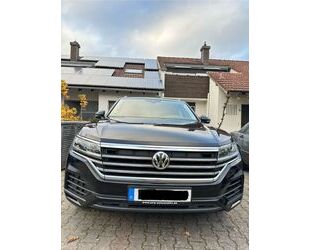 VW Volkswagen Touareg 3.0 V6 TDI 4M LED Luft AHK RFK Gebrauchtwagen