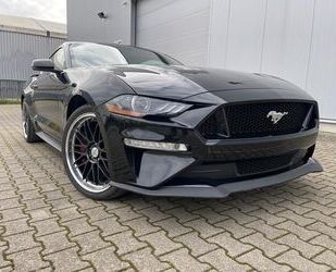 Ford Ford Mustang 5.0 V8 GT LED Tacho Navi Leder Automa Gebrauchtwagen