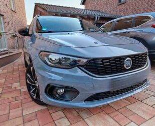 Fiat Fiat Tipo 1.4 T-Jet S-DESIGN Metropolitano Grau Gebrauchtwagen