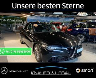 Alfa Romeo Alfa Romeo Giulia 2,2 JTDM Super* Bi-Xenon*Kamera* Gebrauchtwagen