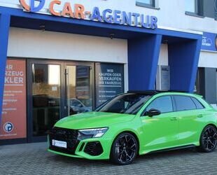 Audi Audi RS3 RS 3 Sportback quattro / Keramik /Pano/B Gebrauchtwagen