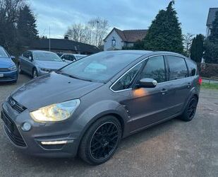 Ford Ford S-Max Titanium*Xenon*Navi*Kamera*Pano*AHK*1.H Gebrauchtwagen