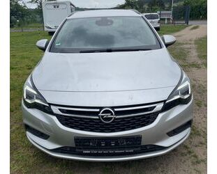 Opel Opel Astra K Sports Tourer*Standheizung*Kamera*Nav Gebrauchtwagen