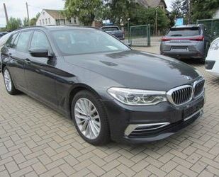 BMW BMW 540 540d xDrive Touring A Luxury Line Gebrauchtwagen