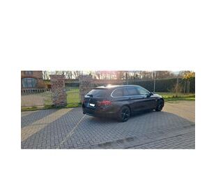 BMW BMW 520d Touring Aut Leder Navi 120000km Gebrauchtwagen