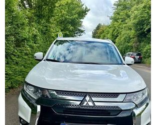 Mitsubishi Mitsubishi Outlander PHEV 4WD Plug-in-Hybrid, AHK, Gebrauchtwagen