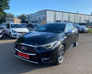 INFINITI Infiniti Q30 1.6 Rückfahrkamera BOSE 1-Hand Leder Gebrauchtwagen