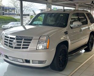 Cadillac Cadillac Escalade 6.2 V8*AHK*LPG-GAS*NAVI*LEDER! Gebrauchtwagen