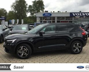 Volvo Volvo XC40 XC 40 B3 Plus Dark 2WD Panorama, VOC, T Gebrauchtwagen