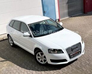 Audi Audi A3 Sportback 1.6 Attraction*SHZ*PDC*MFL*ALU*E Gebrauchtwagen