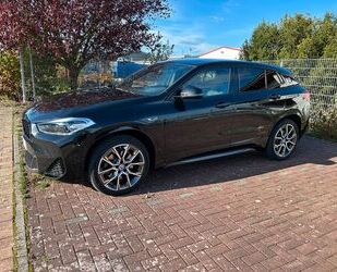 BMW BMW X2 xDrive25e Edition Gold Play Steptronic Ed.. Gebrauchtwagen