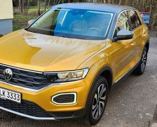 VW Volkswagen T-Roc 1.5 TSI DSG ACTIVE ACTIVE Gebrauchtwagen