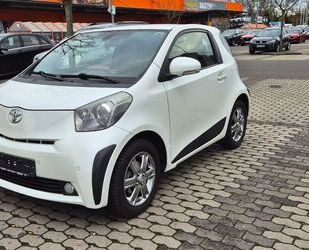 Toyota Toyota IQ + 1,0-l-VVT-i Automatik Gebrauchtwagen