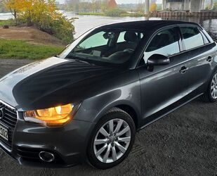 Audi Audi A1 1.4 TFSI S tronic Ambition Sportback Gebrauchtwagen