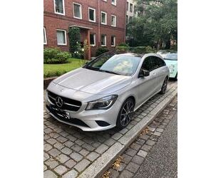 Mercedes-Benz Mercedes-Benz CLA 220 Shooting Brake CLA 220 d DCT Gebrauchtwagen