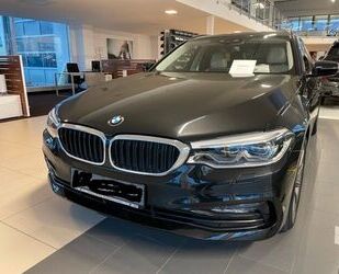 BMW BMW 530d xDrive Touring A - Der Schönste wo gibt : Gebrauchtwagen